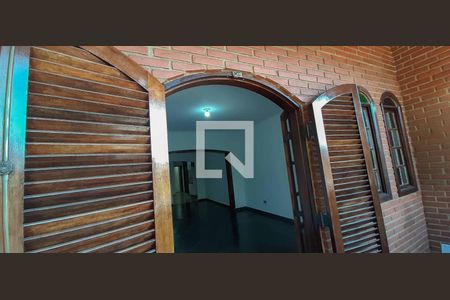 Sacada da Sala de estar de casa à venda com 3 quartos, 199m² em Umuarama, Osasco