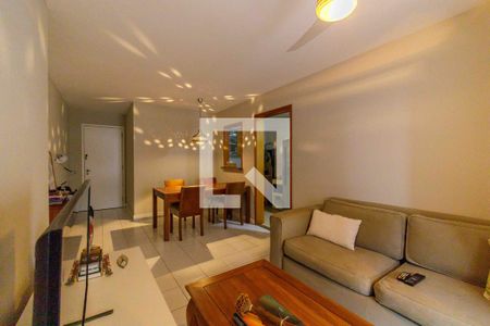 Sala de apartamento à venda com 2 quartos, 70m² em Barra da Tijuca, Rio de Janeiro