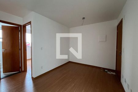 Sala de apartamento para alugar com 2 quartos, 42m² em Parque Santa Rosa, Suzano