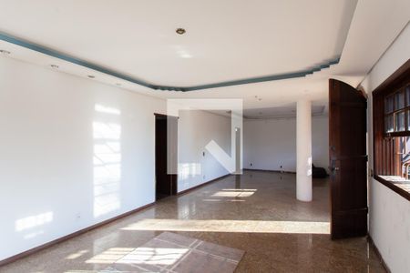 Sala de casa à venda com 4 quartos, 400m² em Bandeirantes (pampulha), Belo Horizonte