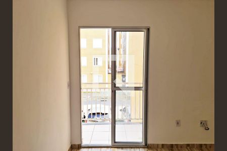 Sala de apartamento para alugar com 2 quartos, 42m² em Jardim Dona Meri, Guarulhos