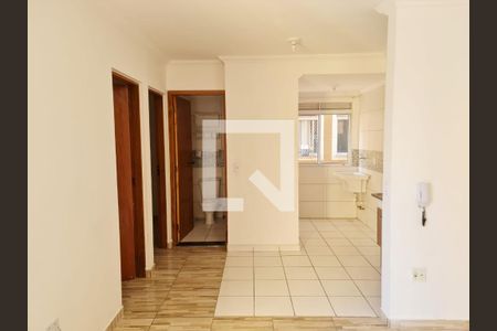 Sala de apartamento para alugar com 2 quartos, 42m² em Jardim Dona Meri, Guarulhos