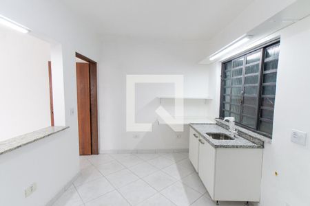 Cozinha e Área de Serviço] de apartamento para alugar com 1 quarto, 40m² em Vila Mazzei, São Paulo