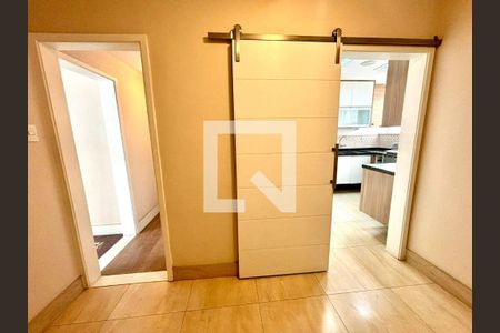 Apartamento à venda com 3 quartos, 130m² em Icaraí, Niterói