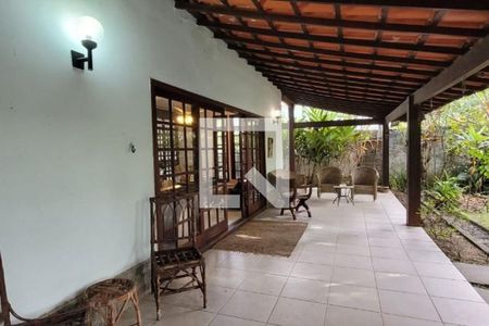 Casa à venda com 3 quartos, 199m² em Maria Paula, Niterói