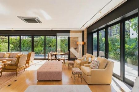 Casa à venda com 5 quartos, 431m² em Jardim Paulista, São Paulo