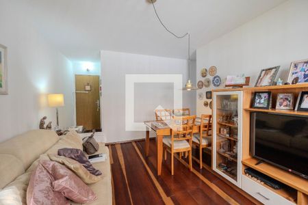 Sala de apartamento à venda com 3 quartos, 70m² em Bela Vista, São Paulo