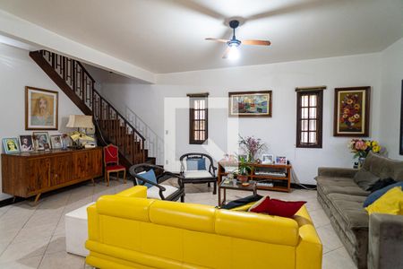 Sala de casa à venda com 3 quartos, 220m² em Maravista, Niterói