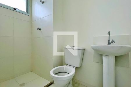 Banheiro da Suíte de apartamento à venda com 2 quartos, 48m² em Vila das Bandeiras, Guarulhos