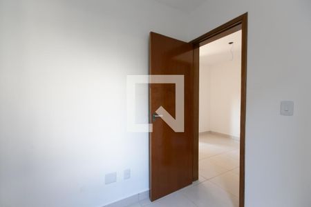 Quarto 1  de apartamento para alugar com 2 quartos, 37m² em Jardim Helena, São Paulo