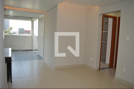Sala de apartamento para alugar com 4 quartos, 130m² em Cabral, Contagem