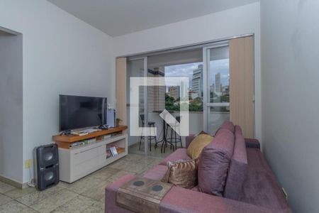 Apartamento à venda com 67m², 2 quartos e 2 vagasFoto 02