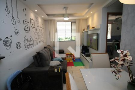 Sala de apartamento à venda com 2 quartos, 46m² em Parada de Lucas, Rio de Janeiro