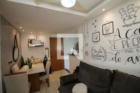 Sala de apartamento à venda com 2 quartos, 46m² em Parada de Lucas, Rio de Janeiro