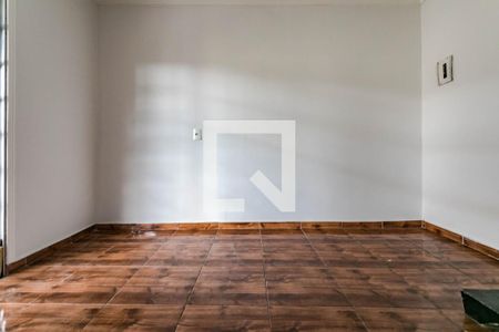 Sala de casa para alugar com 3 quartos, 120m² em Jundiapeba, Mogi das Cruzes