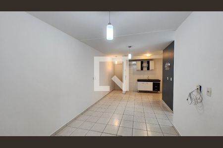 Sala de apartamento à venda com 2 quartos, 61m² em Jardim Tamoio, Jundiaí