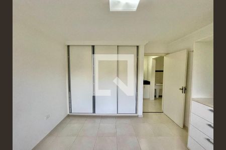 Casa à venda com 2 quartos, 324m² em Jardim Campo Grande, São Paulo