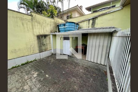 Casa à venda com 2 quartos, 324m² em Jardim Campo Grande, São Paulo