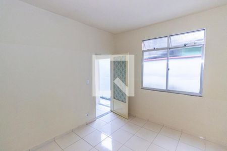 Sala de casa para alugar com 1 quarto, 100m² em Vaz Lobo, Rio de Janeiro