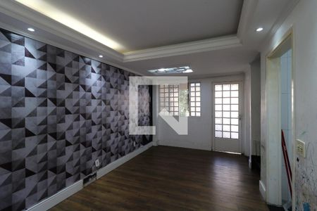 Sala de casa de condomínio à venda com 2 quartos, 110m² em Vila Metalúrgica, Santo André