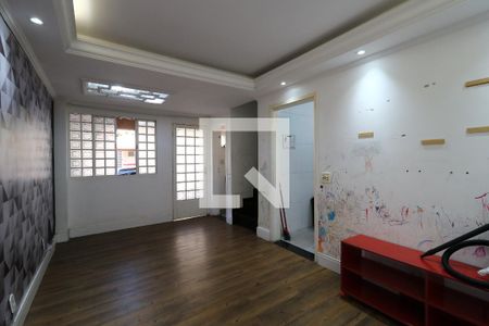 Sala de casa de condomínio à venda com 2 quartos, 110m² em Vila Metalúrgica, Santo André