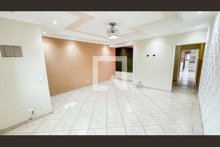 Sala de casa para alugar com 4 quartos, 250m² em Vila Alto de Santo Andre, Santo André