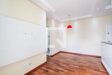 Sala de apartamento para alugar com 2 quartos, 57m² em Umuarama, Osasco