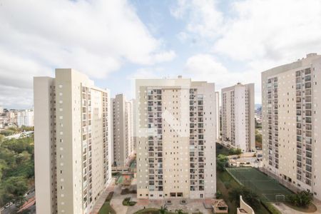 Vista da Suíte de apartamento para alugar com 2 quartos, 57m² em Umuarama, Osasco