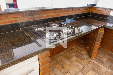 Casa à venda com 320m², 4 quartos e 2 vagas Casa à venda com 320m², 4 quartos e 2 vagasÁrea comum - Churrasqueira