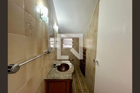 Lavabo de casa para alugar com 4 quartos, 120m² em Parque Jabaquara, São Paulo