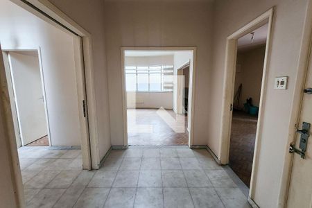 Hall  de casa para alugar com 5 quartos, 630m² em Laranjeiras, Rio de Janeiro