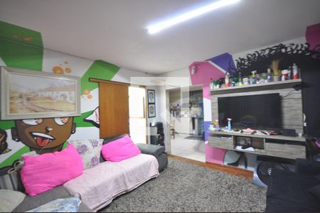 Sala de casa à venda com 3 quartos, 150m² em Vila Gustavo, São Paulo