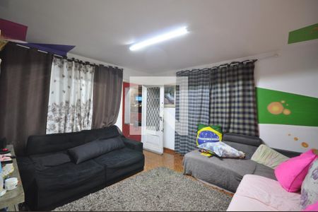 Sala de casa à venda com 3 quartos, 150m² em Vila Gustavo, São Paulo