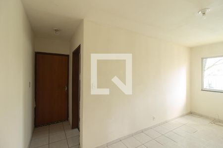 Sala de apartamento para alugar com 2 quartos, 35m² em Cosmos, Rio de Janeiro