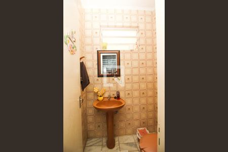 Lavabo de casa à venda com 3 quartos, 154m² em Ipanema, Porto Alegre