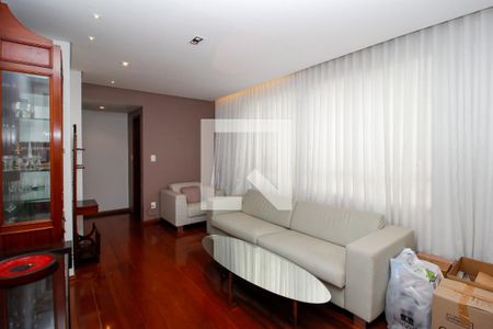 Apartamento para alugar com 4 quartos, 137m² em Funcionários, Belo Horizonte