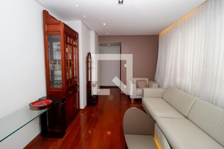 Apartamento para alugar com 4 quartos, 137m² em Funcionários, Belo Horizonte