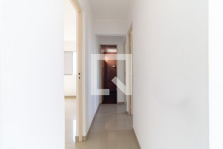 Corredor de apartamento à venda com 3 quartos, 62m² em Jardim Botucatu, São Paulo