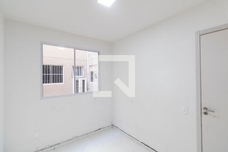 Quarto 2 de apartamento para alugar com 2 quartos, 43m² em Guaratiba, Rio de Janeiro