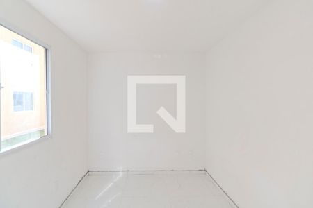 Quarto 1 de apartamento para alugar com 2 quartos, 43m² em Guaratiba, Rio de Janeiro