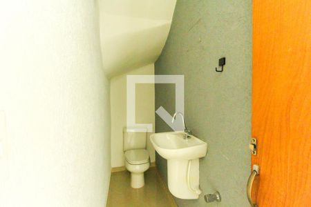Lavabo  de casa para alugar com 3 quartos, 160m² em Vila Gomes Cardim, São Paulo