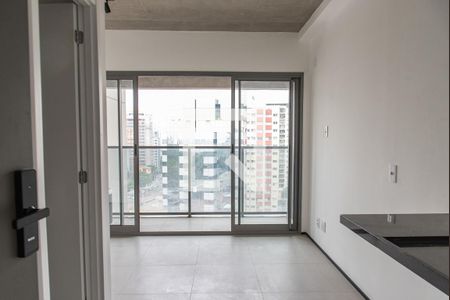 Sala e cozinha de kitnet/studio à venda com 1 quarto, 20m² em Paraíso, São Paulo