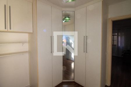 Quarto 1 de apartamento para alugar com 2 quartos, 48m² em Vila Gomes, São Paulo
