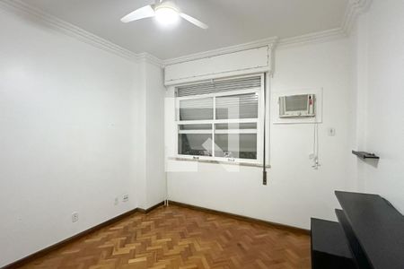 Quarto 01 de apartamento à venda com 3 quartos, 139m² em Leme, Rio de Janeiro