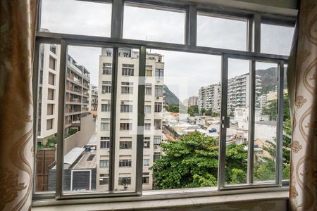 Quarto vista da janela de apartamento à venda com 1 quarto, 40m² em Botafogo, Rio de Janeiro