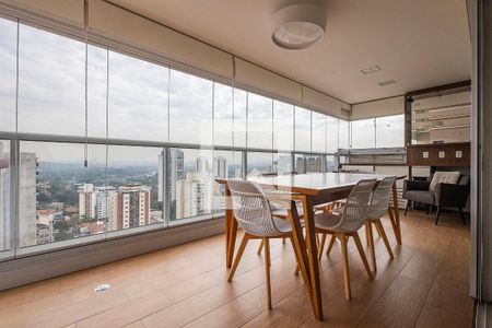 Varanda de apartamento à venda com 2 quartos, 84m² em Pinheiros, São Paulo