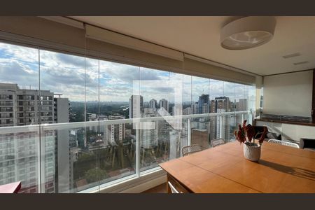 Varanda de apartamento à venda com 2 quartos, 84m² em Pinheiros, São Paulo