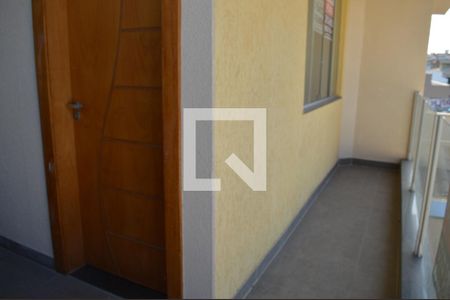 Sacada de casa à venda com 3 quartos, 210m² em Nacional, Contagem