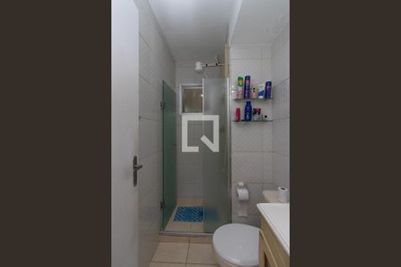 Banheiro de apartamento à venda com 3 quartos, 58m² em Vila Guilherme, São Paulo