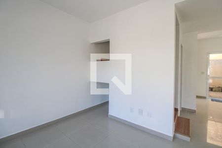 Sala de casa de condomínio para alugar com 3 quartos, 81m² em Jardim Santa Genebra Ii (barão Geraldo), Campinas